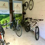 Hotel Weingut Winzerzimmer Rothschaedl *