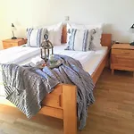 Weingut Winzerzimmer Rothschaedl *