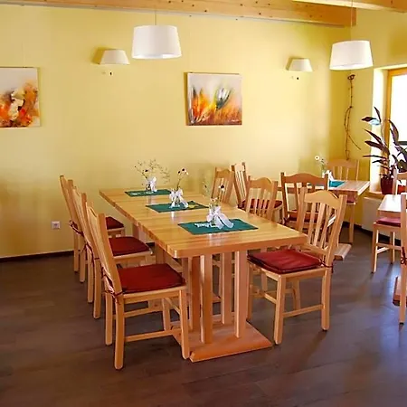Weingut Winzerzimmer Rothschadl Hotel Leutschach
