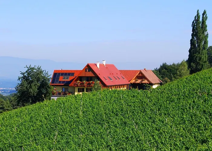 Weingut Winzerzimmer Rothschaedl * Leutschach