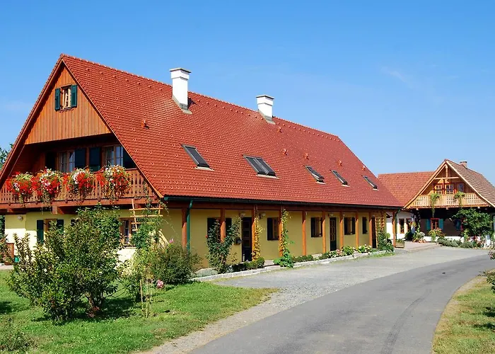 Weingut Winzerzimmer Rothschaedl Hotel